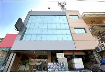 OYO Hotel Karma allows 18 year olds to book a room