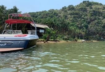 Umtamvuna River Lodge has Balcony rooms