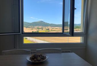 Tellazar has Balcony rooms