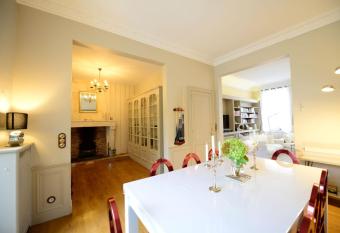 Le Twelve has Balcony rooms