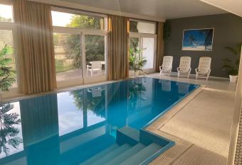 Hotel Pension Linz has Balcony rooms