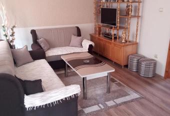Apartman Dunja 2 has Balcony rooms