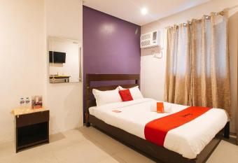 RedDoorz Plus @ SD Nakpil Malate allows 18 year olds to book a room