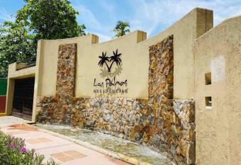 Departamento en Playa la Ropa has Balcony rooms