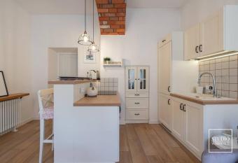 Apartament M has Balcony rooms