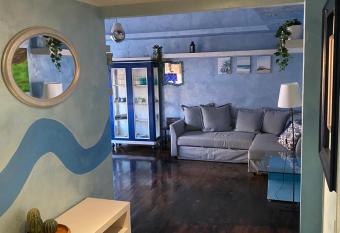 C&E Suites Roma allows 18 year olds to book a room