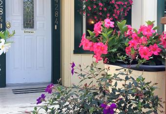 Ellis House Bed & Breakfast allows 18 year olds to book a room