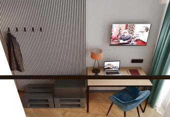 Da Home Urban Hotel self check-in allows 18 year olds to book a room