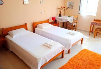 Akis Garden allows 18 year olds to book a room