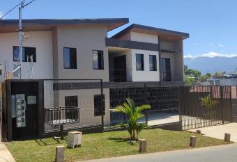 Villas del General has Balcony rooms