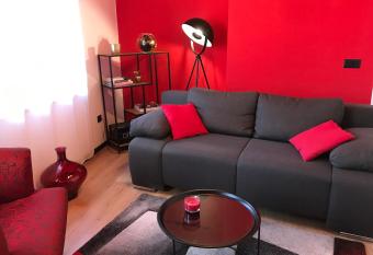 Apartments Colors of Rijeka - Red allows 18 year olds to book a room
