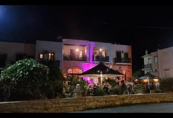 Komis Studios Keratokampos has Balcony rooms