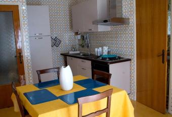 La casetta di Anna has Balcony rooms