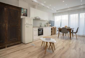 Casa Blanco, Loft, In the middle of the nature park allows 18 year olds to book a room