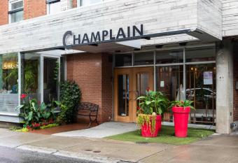 Hotel Champlain allows 18 year olds to book a room