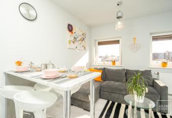 Apartament Modern has Balcony rooms