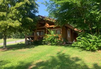 Chalet 16 p  querette has Balcony rooms