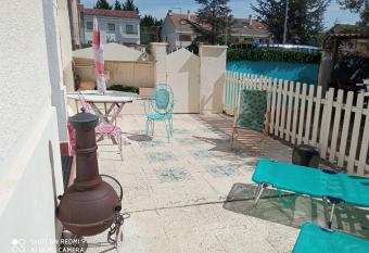Light Bedroom in house all welcome room for bikes in sunny patio allows 18 year olds to book a room