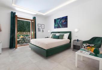 Millie s Place Sorrento has Balcony rooms