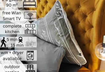 Kunstvoll modernes 4 Zimmer Apartment mit Balkon beim Lutherplatz has Balcony rooms