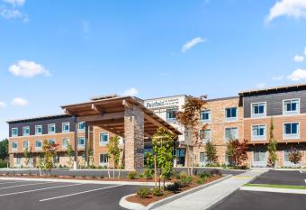 Fairfield Inn & Suites by Marriott Seattle Poulsbo allows 18 year olds to book a room