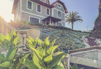 Alojamiento Casa Indiana La Escondida allows 18 year olds to book a room