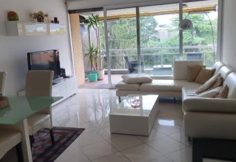 Golfo d Oro has Balcony rooms