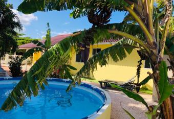 Bon Bini Kokolishi allows 18 year olds to book a room