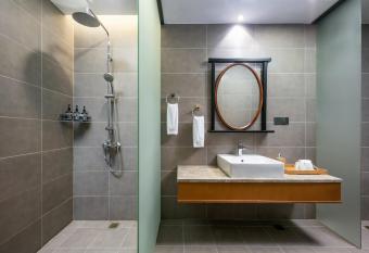 Molian Shanju Apartment has Balcony rooms