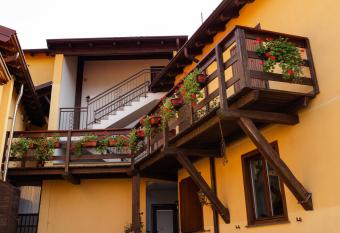 LA CORTE SUL LAGO has Balcony rooms