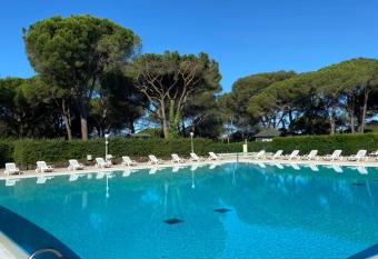 Domaine Valescure vue Piscine ou Pinede - Wifi has Balcony rooms
