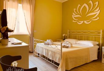 La Casetta has Balcony rooms