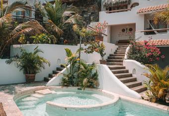 La Malague  a has Balcony rooms