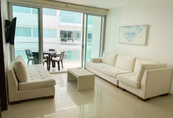 Apartamento en Cartagena con vista al mar has rooms with a private hot tub