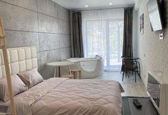 Arkadiya Sky Jakuzi & MP 24 allows 18 year olds to book a room