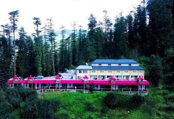 Hari Om Paradise has Balcony rooms