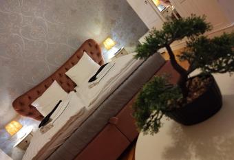 Chic Home allows 18 year olds to book a room