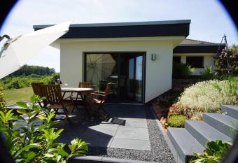 Ruhe Oase mit tollem Fernblick inmitten der Natur has Balcony rooms