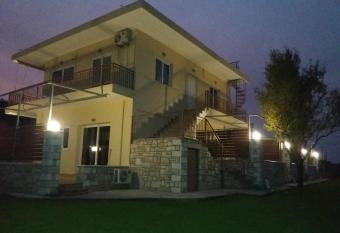 Nereids Apartments-Erato has Balcony rooms