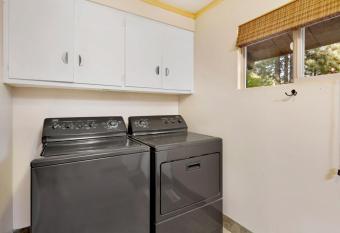 Summit Watch #2049 by Big Bear Vacations has rooms with a private hot tub