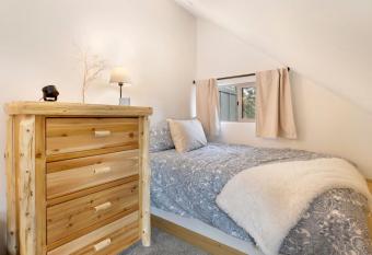 Ashwood Retreat #2050 by Big Bear Vacations has Balcony rooms