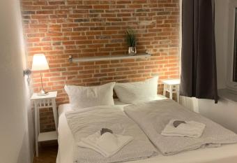 Haus Kachelot allows 18 year olds to book a room