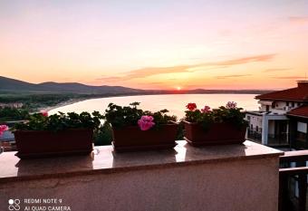 Sunrise - Apartment 41,Santa Marina, Sozopol has Balcony rooms