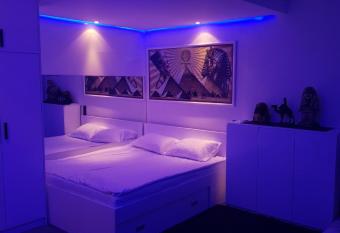 FARAON pn 1 has rooms with a private hot tub