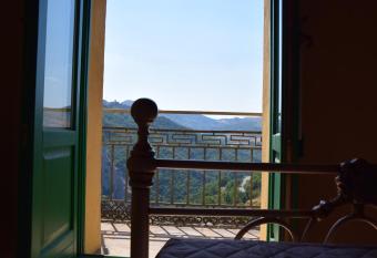 Arm  Gervasio La Residenza has Balcony rooms