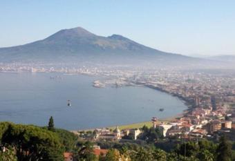 Napoli Pompei Sorrento Appartamento con Posto Auto has Balcony rooms