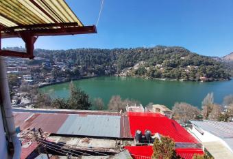 Goroomgo Naini Lake View Mall Road Nainital has Balcony rooms