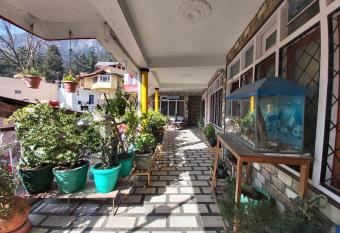 Goroomgo Radha Continental Nainital Near Naini Lake - Excellent Customer Service has Balcony rooms