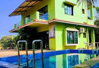 SkyHigh Villa 3Bhk Alibaug has Balcony rooms