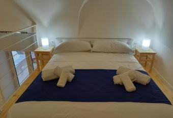 La bamboniera centro storico has Balcony rooms